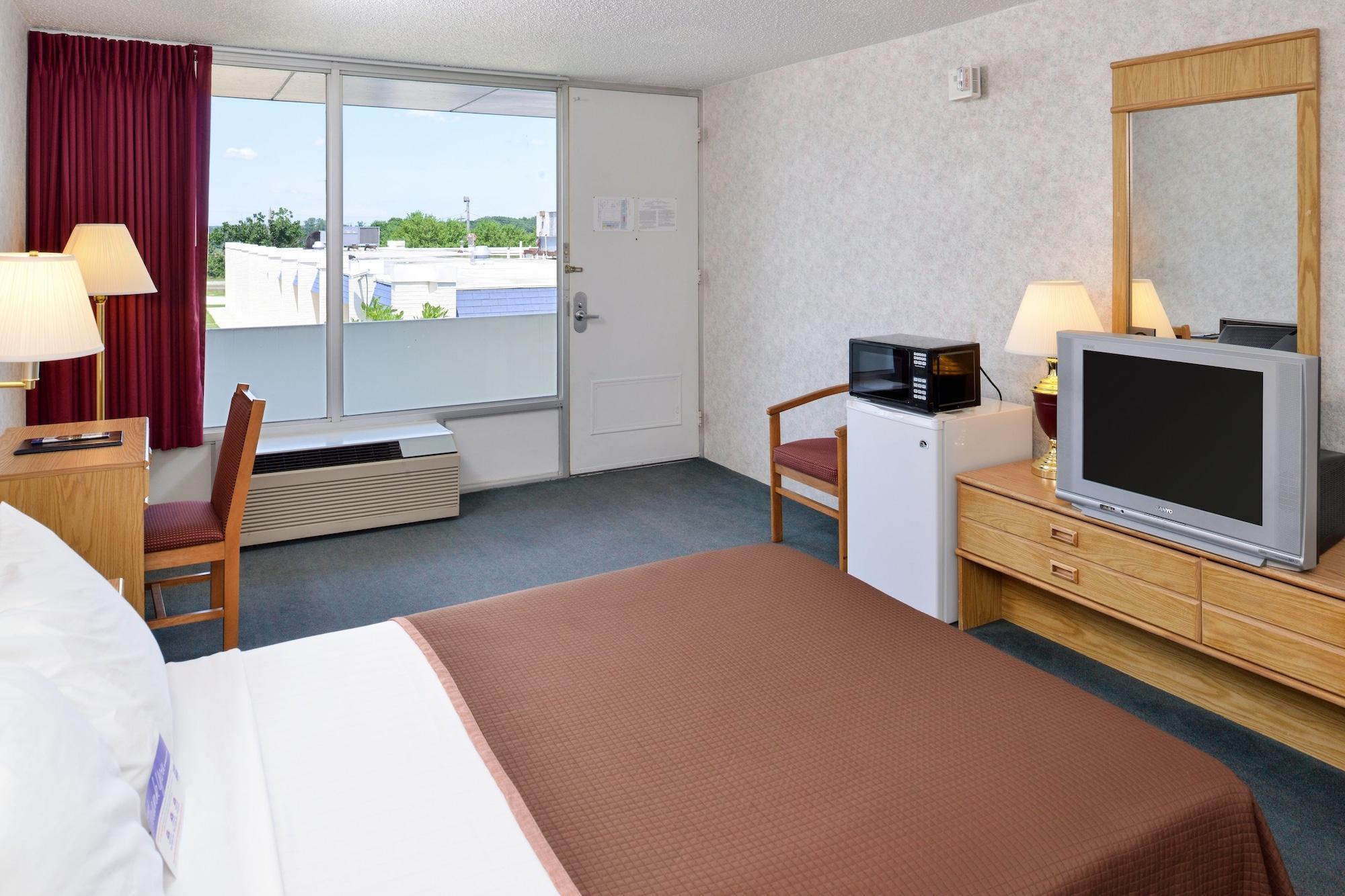 Quality Inn & Suites Vandalia Near I-70 And Hwy 51 المظهر الخارجي الصورة