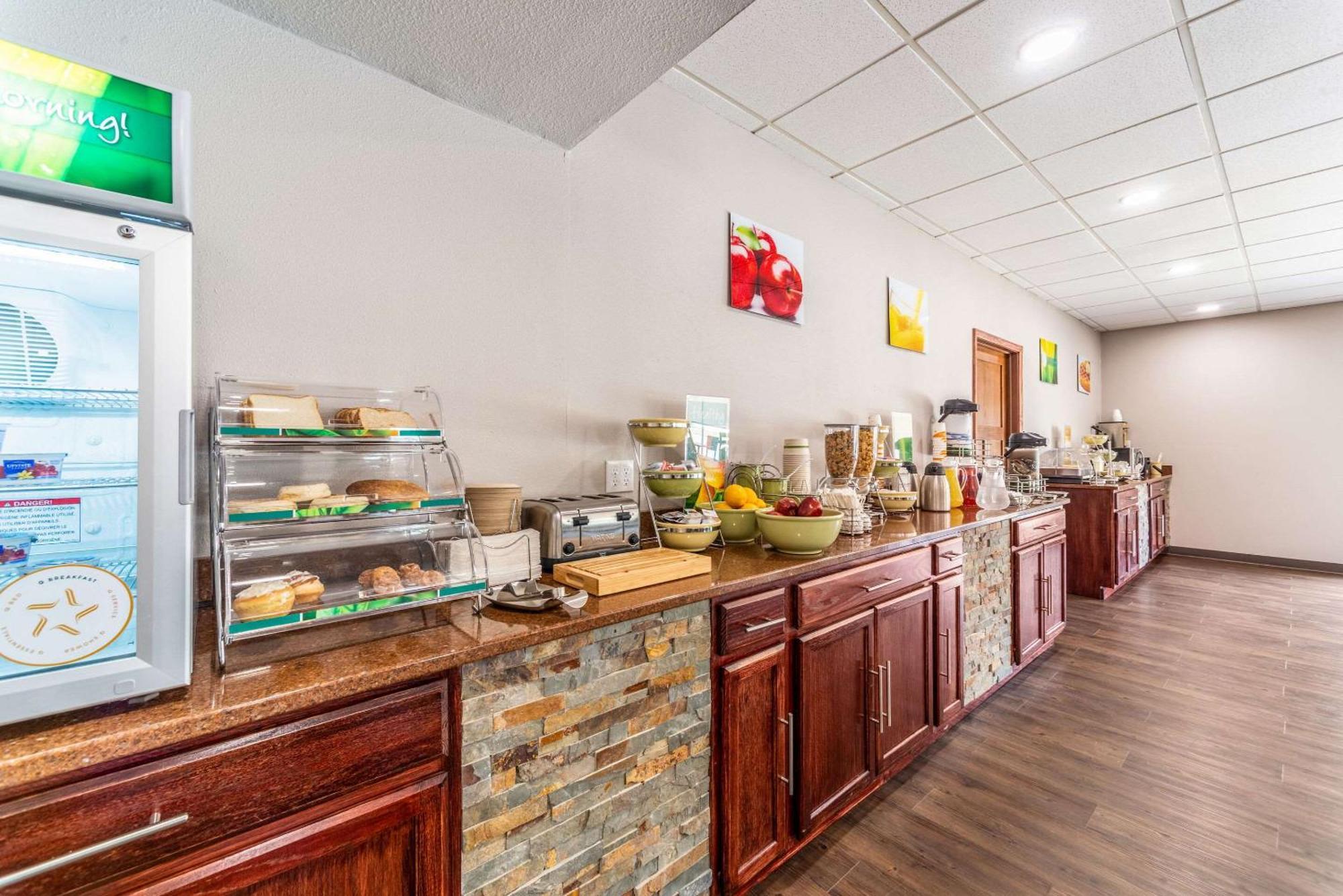 Quality Inn & Suites Vandalia Near I-70 And Hwy 51 المظهر الخارجي الصورة