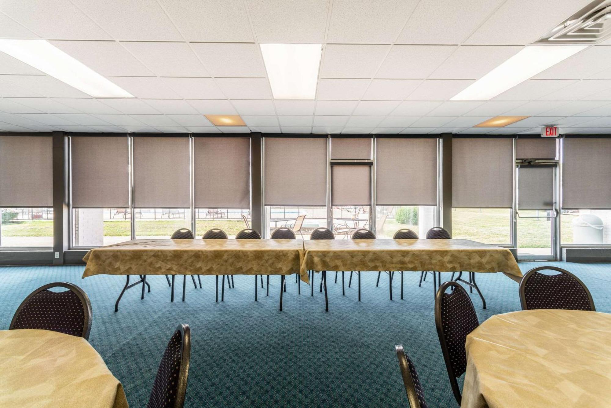 Quality Inn & Suites Vandalia Near I-70 And Hwy 51 المظهر الخارجي الصورة