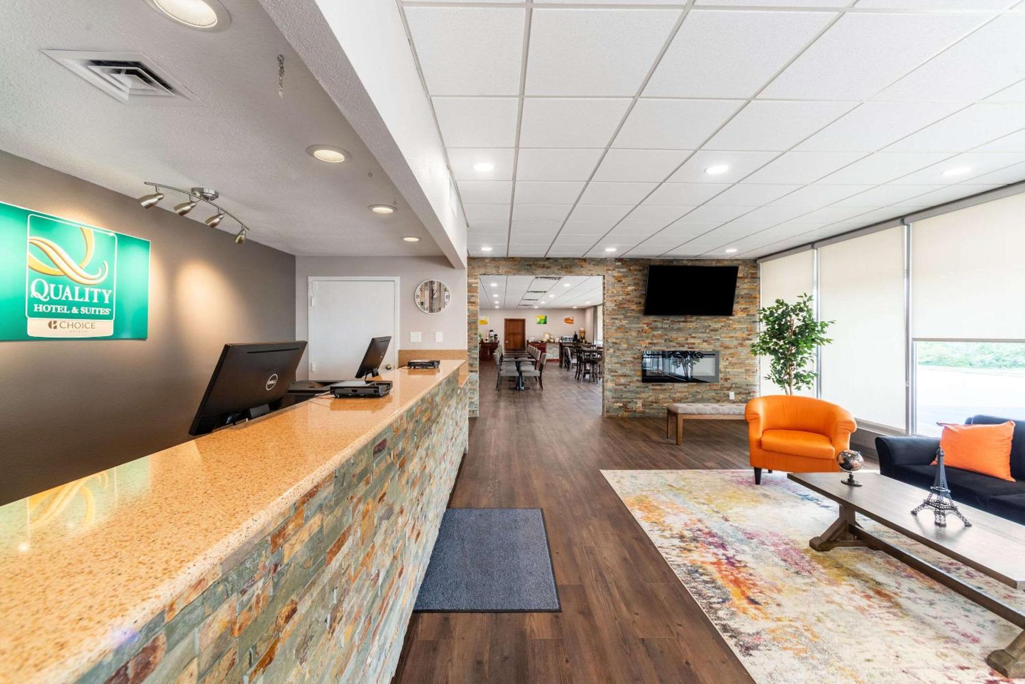 Quality Inn & Suites Vandalia Near I-70 And Hwy 51 المظهر الخارجي الصورة